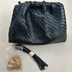 - NWT  Frankie clutch in navy blue